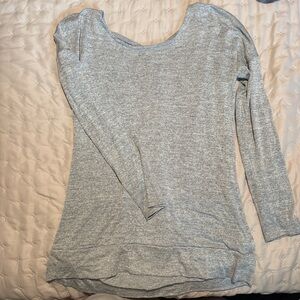 Athleta Gray Relaxed Long Sleeve Tunic